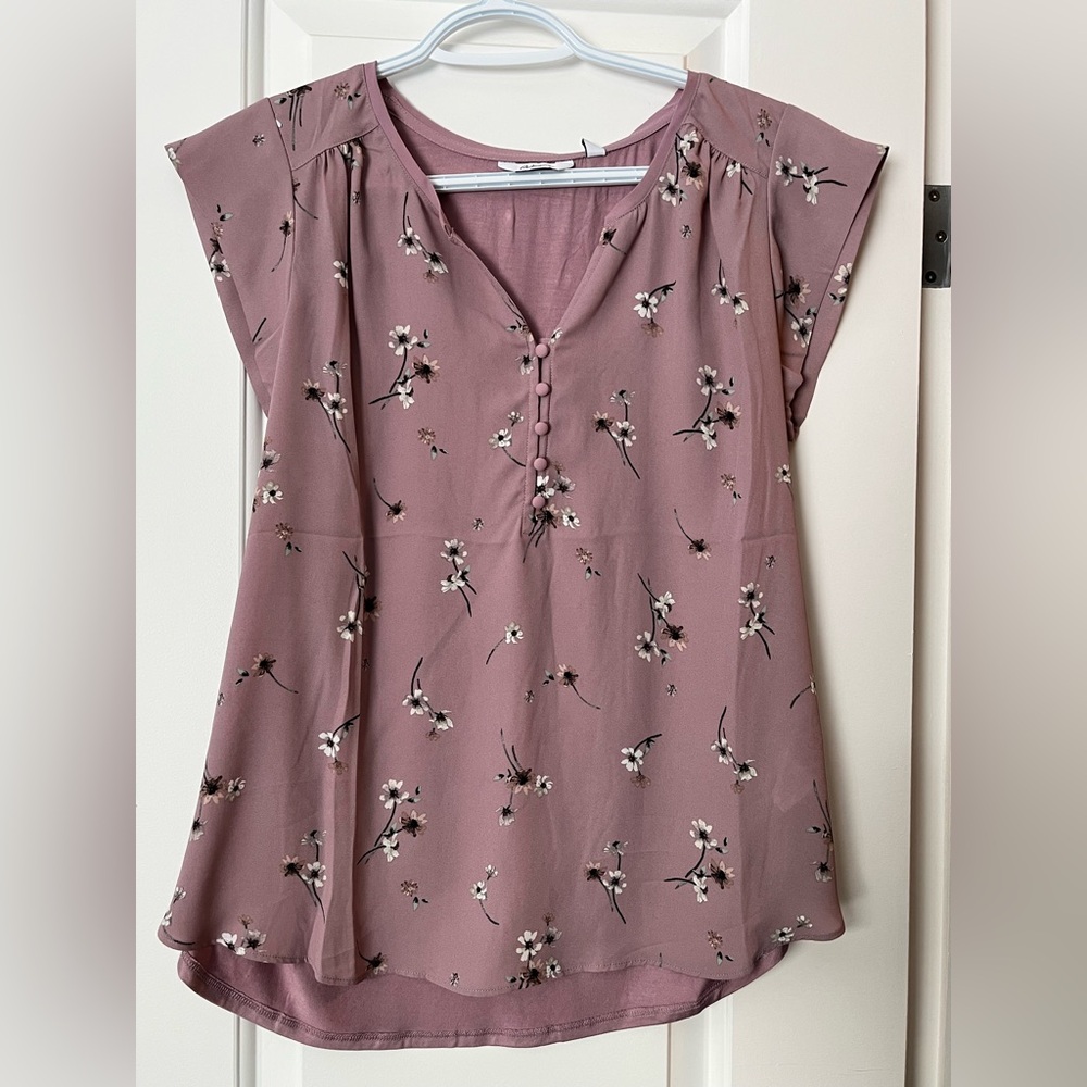 Reitman’s Floral Mauve Women's Top